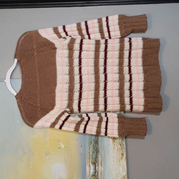 Handmade sweater. Knitted sweater - Picture 6 of 9